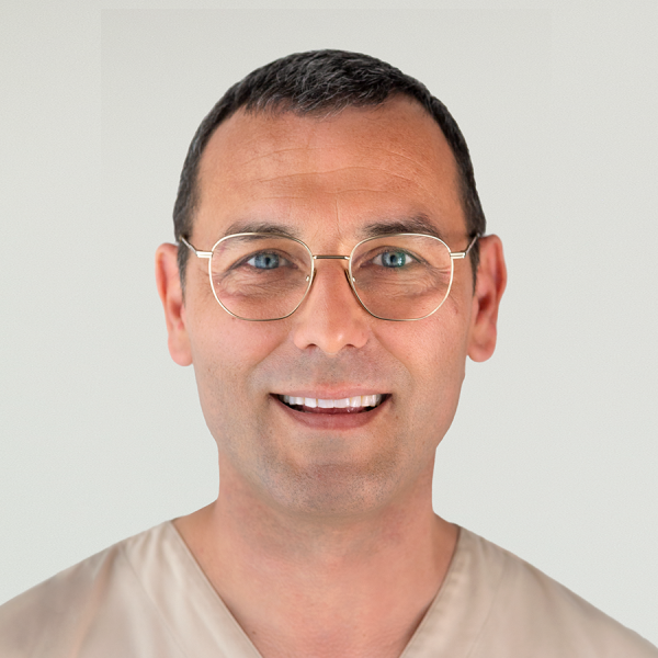 Dental East - Zahnarztpraxis Frankfurt Ostend - Dr. Marc Vollert